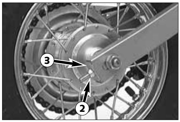 KTM 50 JR ADVENTURE - Correct chain tension - 1