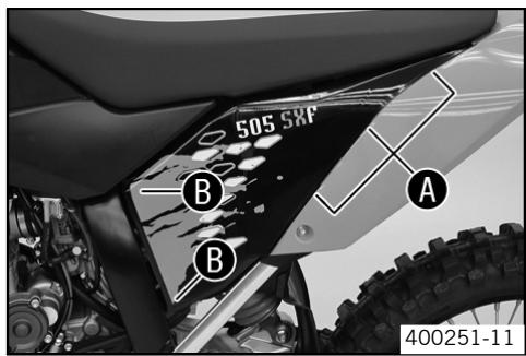 KTM 505 XC-F - Installing the air filter box lid - 1