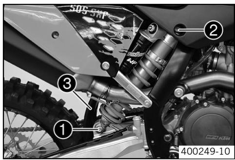 KTM 505 XC-F - Removing the shock absorber - 1