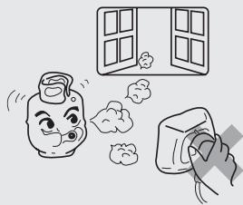 HAIER CFL633CB - If coal gas or other inflammable gas is leaking in the vicinity of the refrigerator - 1