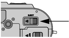 KODAK DC4800 - Removing a Picture Card - 1