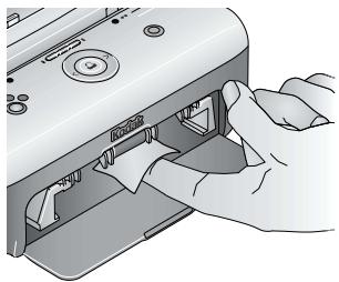 KODAK PRINTER DOCK 3 - Cleaning the paper feed roller - 1