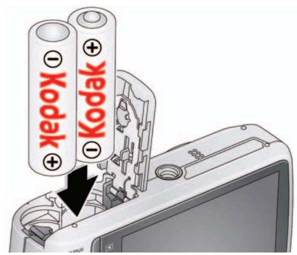 KODAK EASYSHARE C195 - Loading the AA batteries - 1