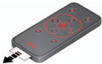KODAK ZI8 - Remove the tab to activate the battery - 1
