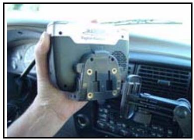 MAGELLAN 6000T - Installing the Windscreen Mount - 2