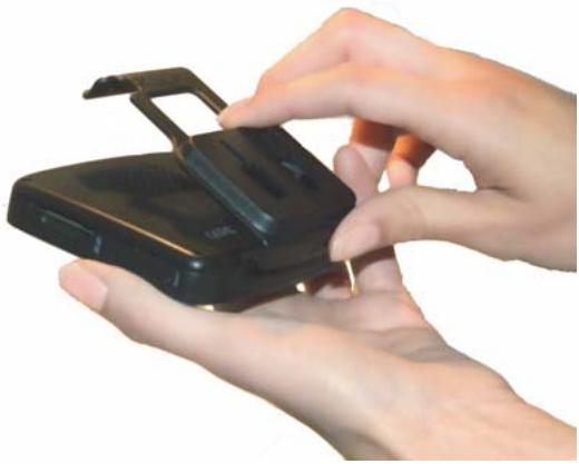 MAGELLAN ROADMATE 1200 - Attach the Cradle - 1