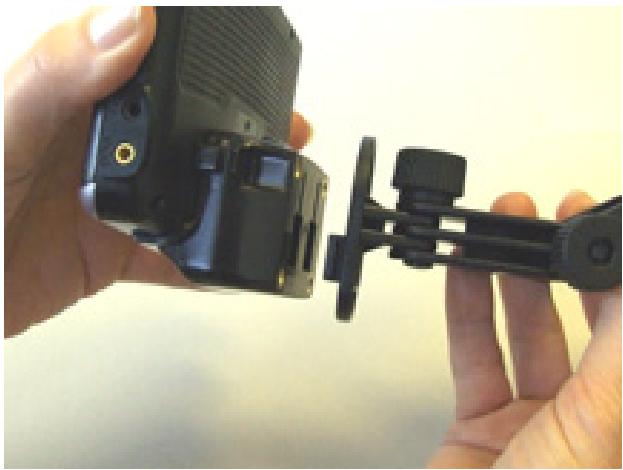 MAGELLAN MAESTRO 4040 - Attach the Adjustable Mount - 1