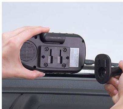 MAGELLAN ROADMATE 300R - Installation with the Windshield Mount - 1
