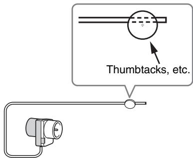 ONKYO HT-S7200 - Use thumbtacks or something similar to fix the FM antenna into position. - 1