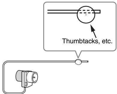 ONKYO CR-535 - Use thumbtacks or something similar to fix the FM antenna into position. - 1