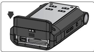 BOSS R-09 - Insérez les piles. - 2