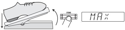 ZOOM 707II - With the expression pedal fully raised, press the [STORE/EXECUTE] key. - 1