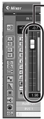 ZOOM G2.1U - While playing your guitar, adjust the output level of the G2.1u to achieve a suitable recording level for Cubase LE. - 1