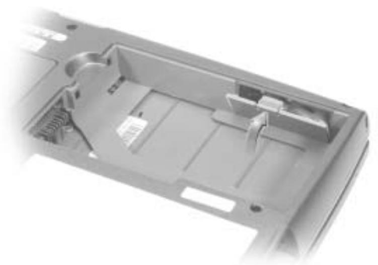 DELL LATITUDE D600 - Removing and Installing a Reserve Battery - 3