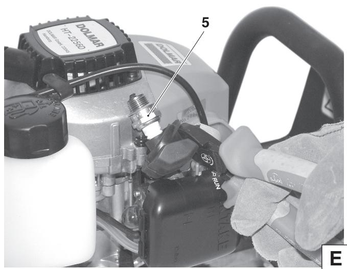DOLMAR HT-2556 D - Checking the ignition spark - 1