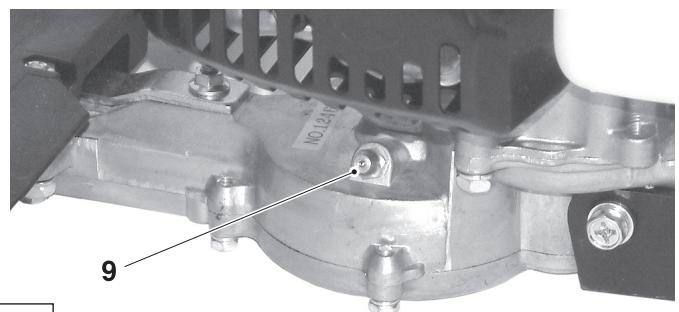 DOLMAR HT-2576 E - Replacing the suction head - 1