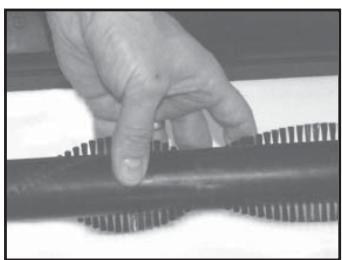 NILFISK SPECTRUM 15D - CHANGING OR CLEANING OF THE BRUSH - 3