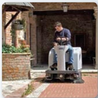 NILFISK SR 1101 P - Une efficacité réaliste et friable - 2