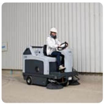 NILFISK SR 1301 - A great sweeper just got better - 3
