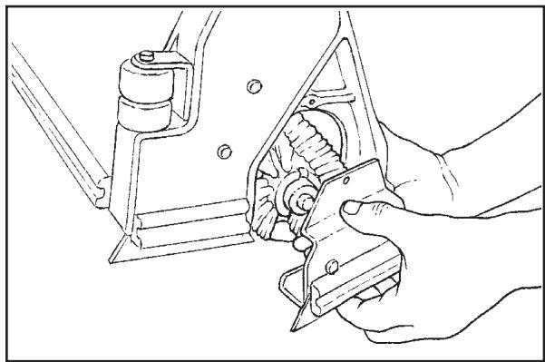 NILFISK SCRUBTEC 751 - How To Change Or Rotate Cylindrical Brushes (if equipped) - 4