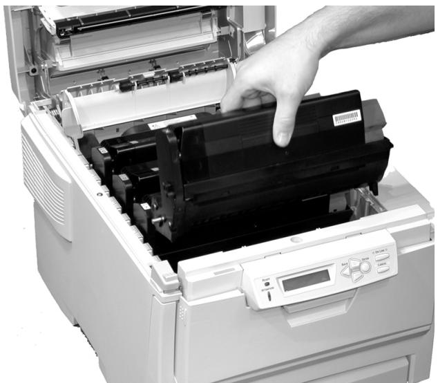 OKI C5300NCCS - Avertissement! - 1