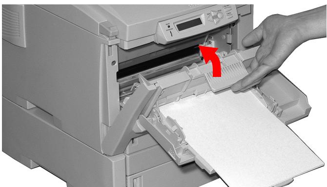 OKI C6000N - Lorsque la feuille ne peut être retirée facilement depuis le capot avant - 3