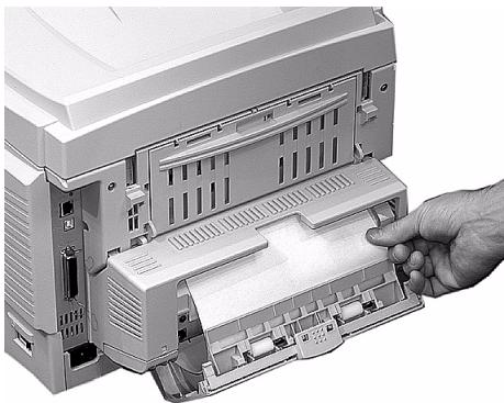 OKI C6050DN - Retirez toute feuille bloquée. - 1