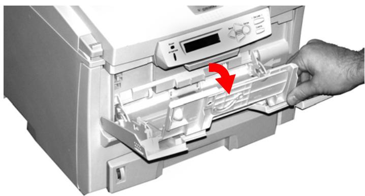 OKI C6100HDN - Bac multifonction (MF) - 2