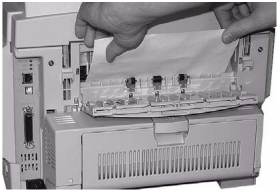 OKI C6150DTN - Avertissement! si l'imprimante a été mise sous tension, l'unité de fusion peut être brulante! - 7