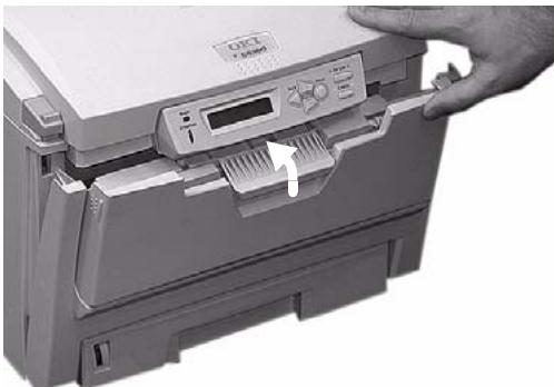 OKI C6150DTN - Lorsque la feuille ne peut être retirée facilement depuis le capot avant - 6