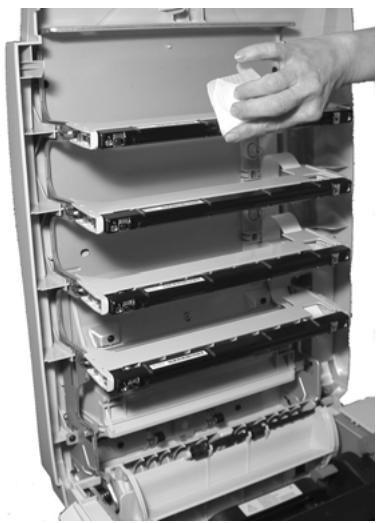 OKI C6150HDN - Mise en GARDE! - 11