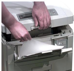 OKI C7400N - Bourrage au bac x - 2