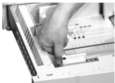 OKI C9400DXN - Installez les cartouches de toner - 4