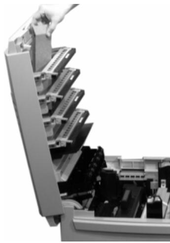 OKI C9400DXNCCS - Retirer les matériaux d'emballage - 3