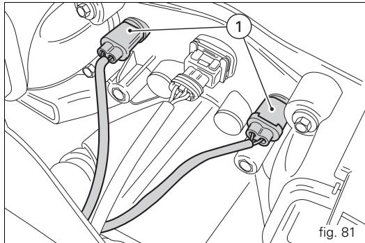 DUCATI 1098 R BAYLISS - Changing the sidelight bulb - 1