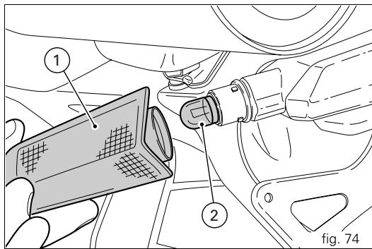DUCATI MULTISTRADA 1100 - Changing the front turn indicator bulbs - 4