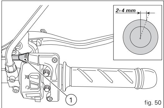 DUCATI S4R S TRICOLORE - Adjusting the throttle cable - 2
