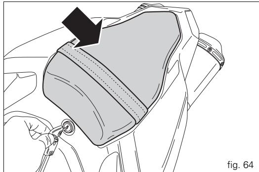 DUCATI 1198 - Toolkit and accessories (fig. 64) - 1