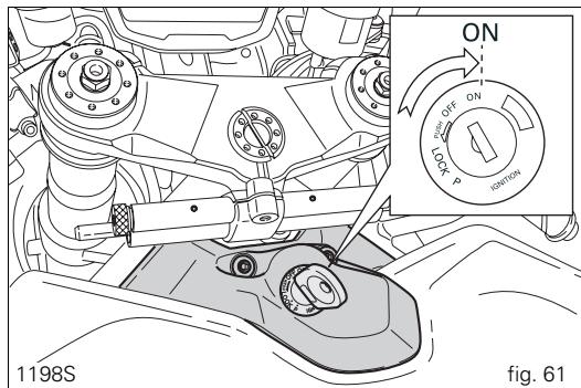DUCATI 1198 - Warning - 2