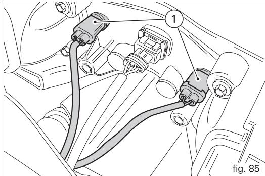 DUCATI 1198 - Changing the sidelight bulb - 1