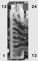 ASROCK 890FX DELUXE 5 - HDLED (DEL activités du disque dur): - 12