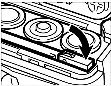 MINOLTA DIMAGE E201 - Always turn off the camera before inserting or removing a CompactFlash card otherwise the data on the card could be lost, and the card may be damaged. - 3