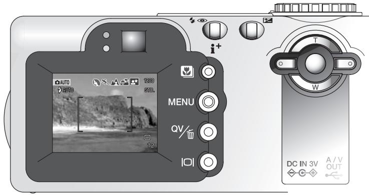 MINOLTA DIMAGE F100 - Using the zoom lens - 1