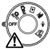 MINOLTA DIMAGE F200 - Inserting batteries - 1