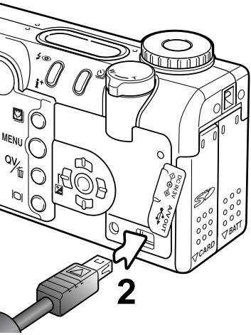 MINOLTA DIMAGE F200 - Connecting the camera to a computer - 1
