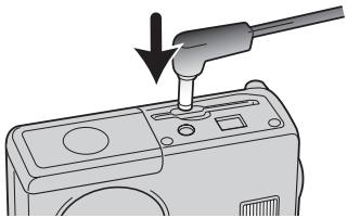 MINOLTA DIMAGE X31 - Always turn off the camera before changing between power supplies. - 2