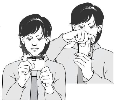 MINOLTA DIMAGE X31 - HANDLING THE CAMERA - 1