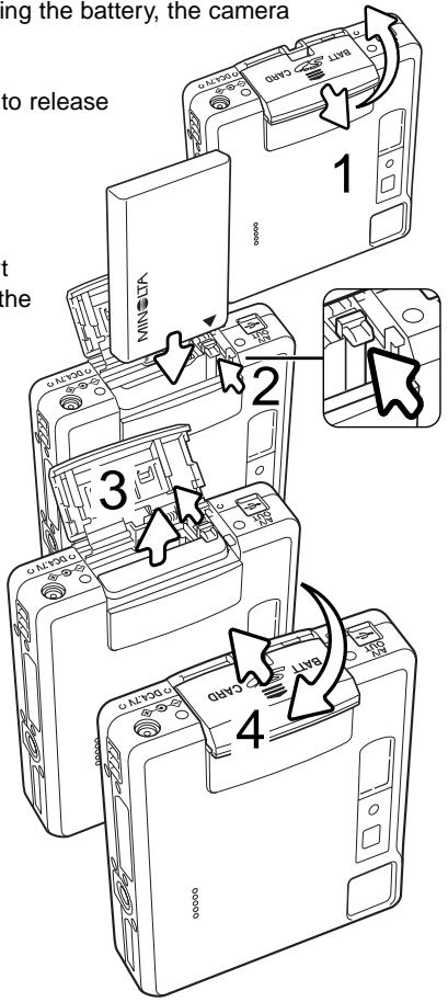 MINOLTA DIMAGE XT - INSERTING THE LITHIUM-ION BATTERY - 1