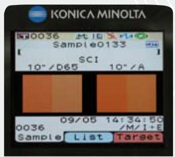MINOLTA CM700D - Easy to read colour LCD screen. - 3