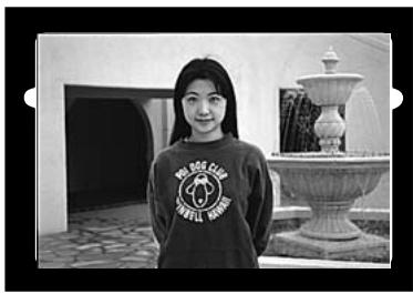 MINOLTA DIMAGE 2330 ZOOM - WHEN THE SUBJECT IS NOT IN THE CENTER OF THE FRAME (Focus Lock Function) - 2